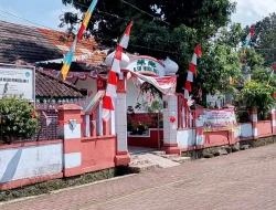 Bagi warga Labuan yang ingin perpanjang SIM, layanan SIM Keliling buka dari pukul 09.00 hingga 15.00 WIB