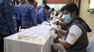 Usai PNS Terjerat Narkoba 364 Pegawai DLH Lumajang Dites Urine