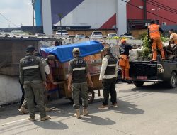 PKL Dekat Parkir Liar Stasiun MRT Lebak Bulus Jaksel Bakal Dipindahkan