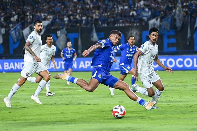 Persija dan Persib Kompak